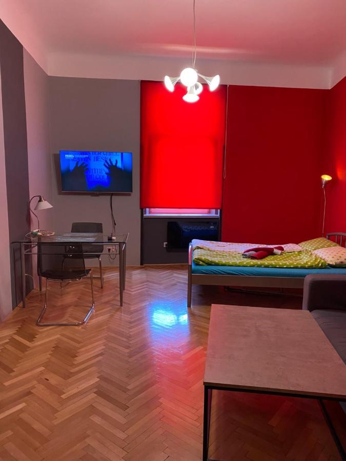 Apartment B42 Bed And Cafe Πράγα Εξωτερικό φωτογραφία